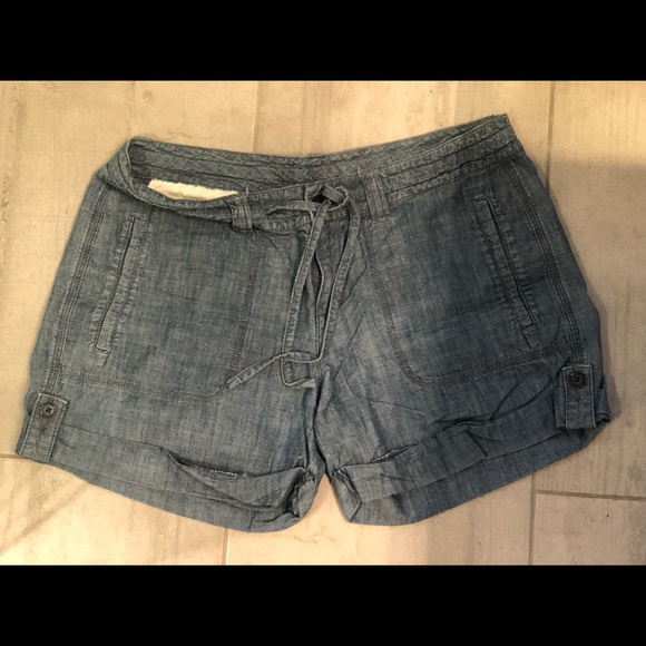All shorts 2 for $25 🩳 - Picture 1 of 3